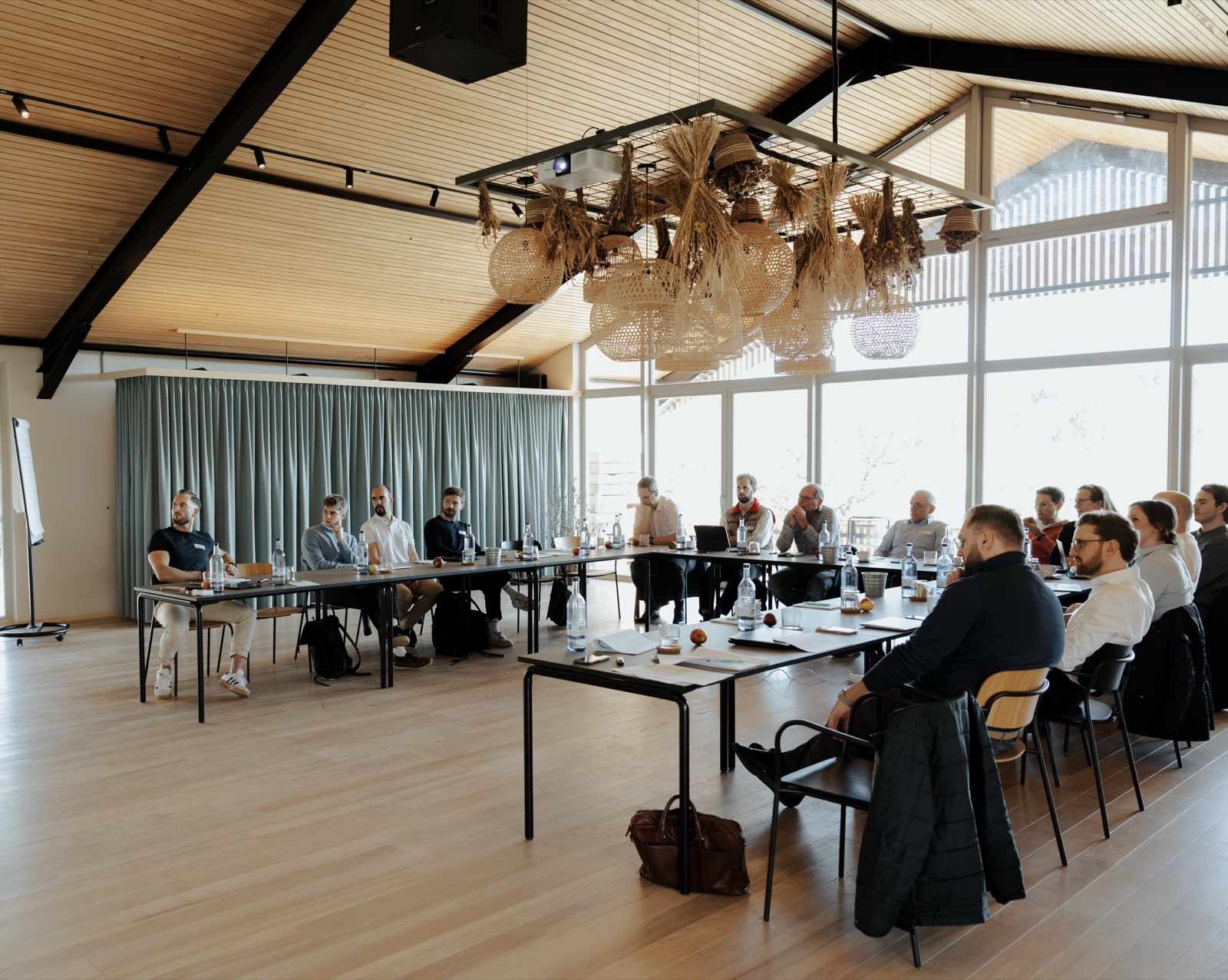 Full workshop room during the leadership session